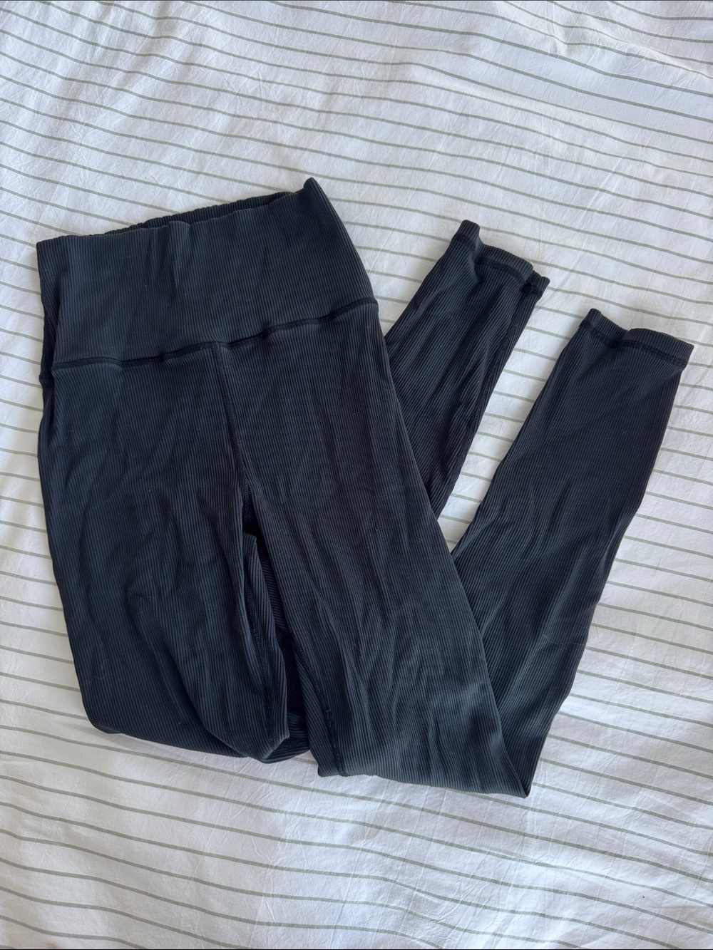 aerie High-Waist Ribbed Legging
